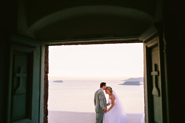 destination-wedding-santorini-greece