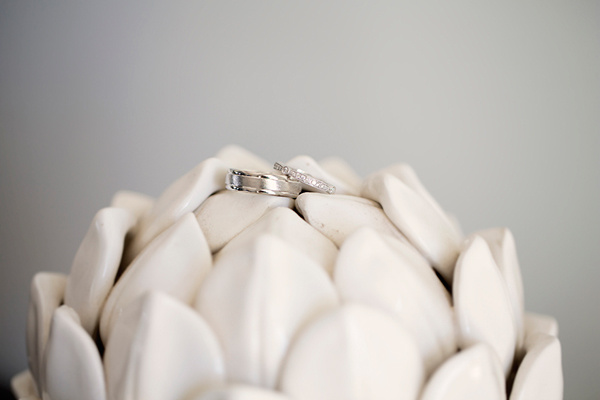 wedding-ring-photography
