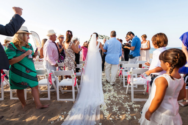 wedding-dress-for-beach-wedding