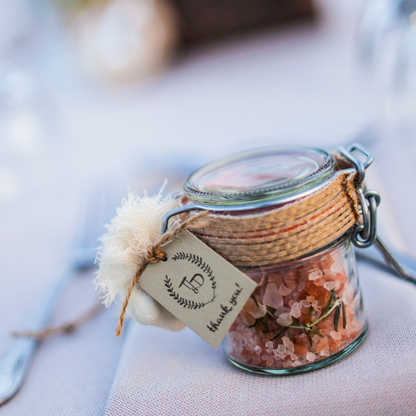 fragrant-herbs -wedding-favors