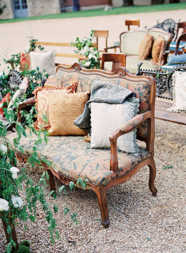 wedding-ceremony-ideas-mismatched-chairs