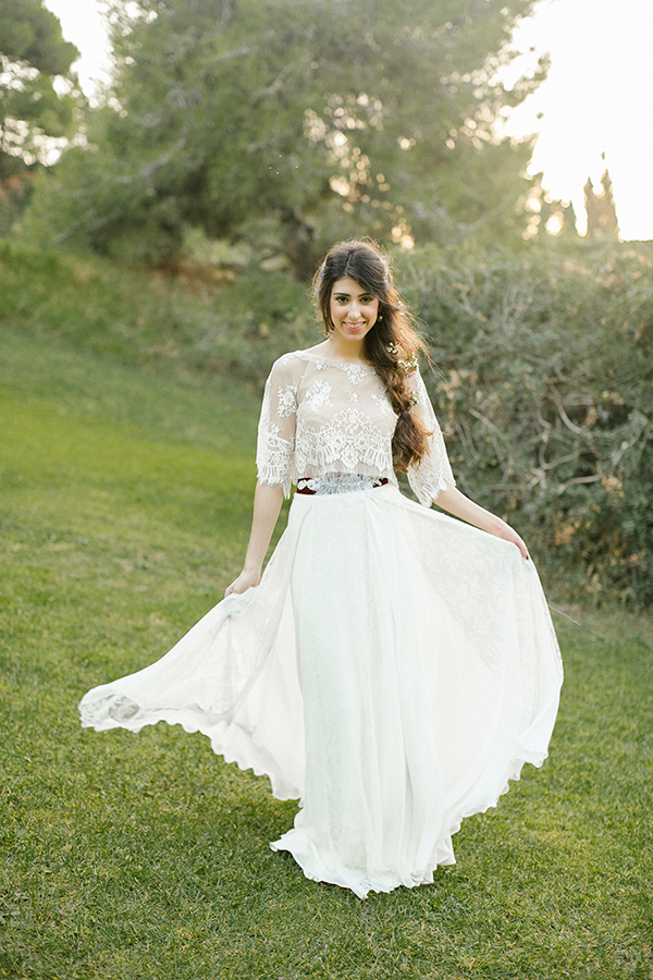 bohemian-lace-wedding-dresses