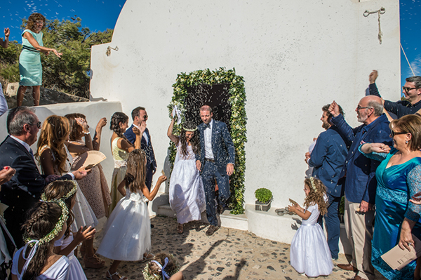 wedding-santorini-tradition