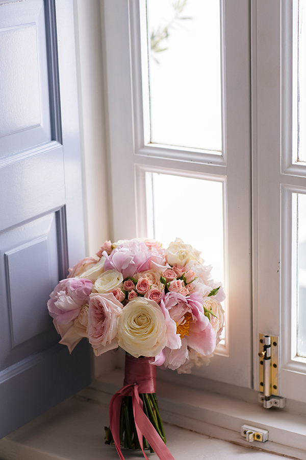 pink-roses-bridal-bouquet-1