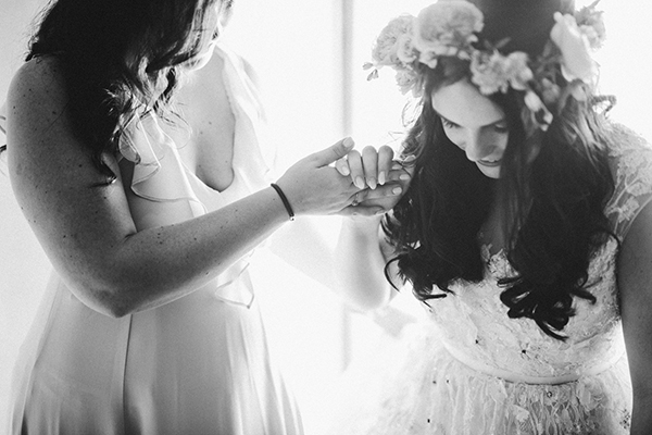 weddings-santorini-bride
