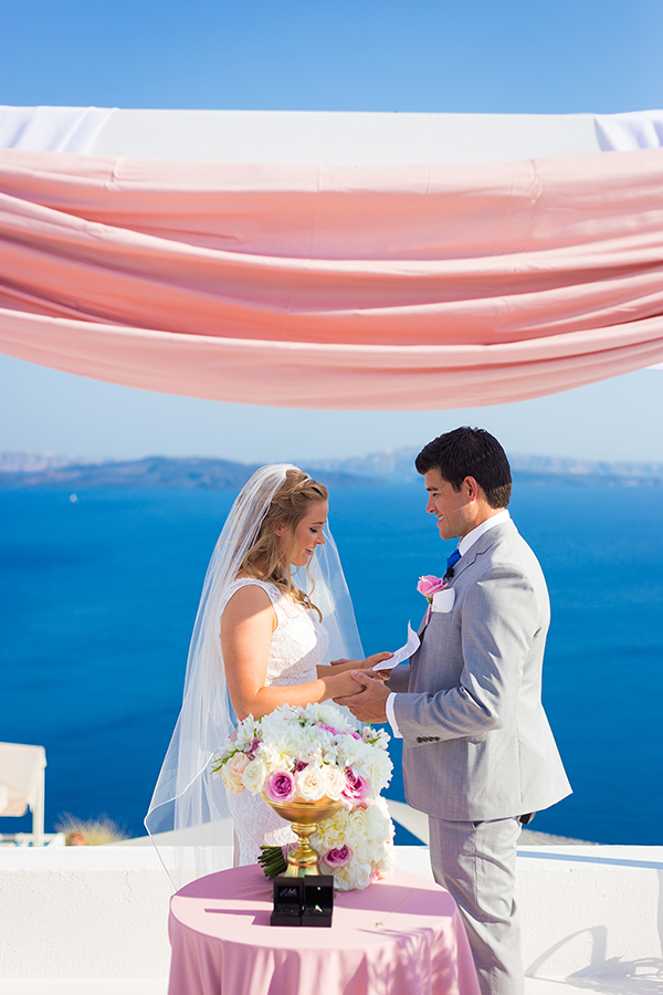 pink-and-gold-wedding-in-santorini-27