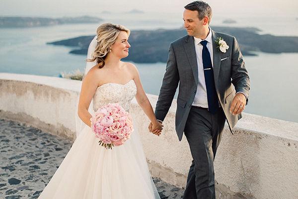 Beautiful elopement in Santorini | Katia & Brian
