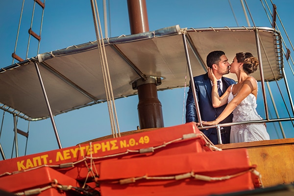Gorgeous destination wedding in Santorini | Gaylee & Jonathan