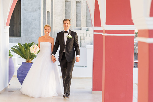 Elegant wedding in Santorini | Natasha & Simon