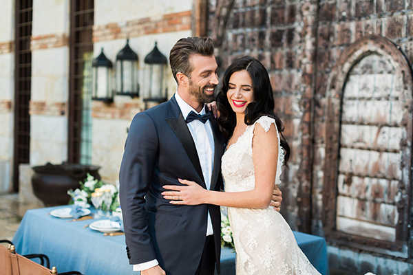 Royal blue and white wedding inspiration you are going to love