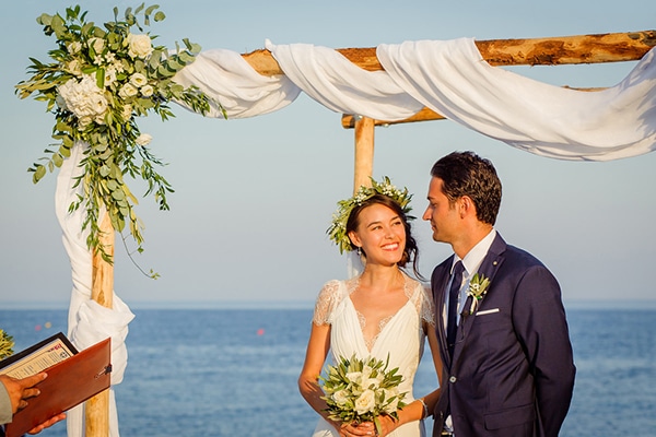 beautiful-beach-wedding-santorini_12