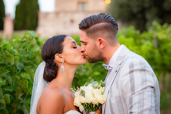 Romantic beach wedding in Crete | Déborah & Kevin