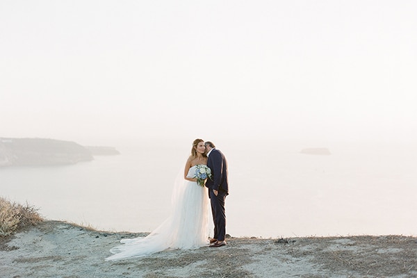 Dreamy blue and white wedding in Santorini