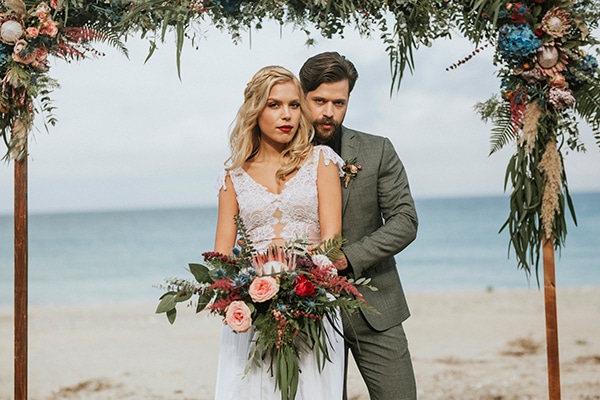 Rustic glam styled shoot on the beach