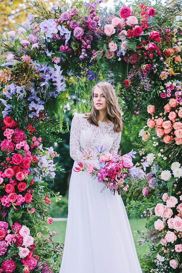 lavish-bridal-shoot-prettiest-flowers_01