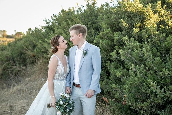 Dreamy beach wedding in Kefalonia | Jayne & Ian