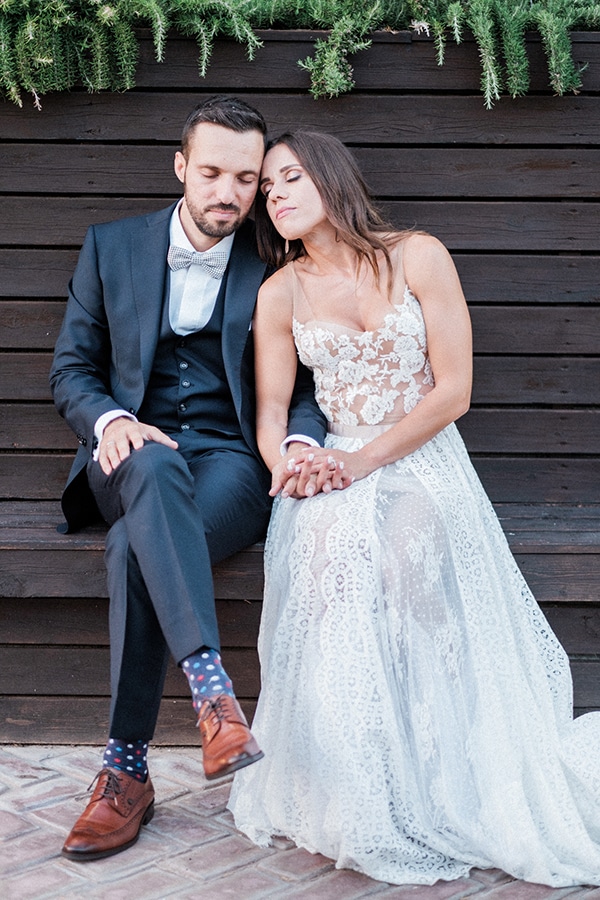 charming-lavender-inspiring-wedding-athens-romantic-details_39x
