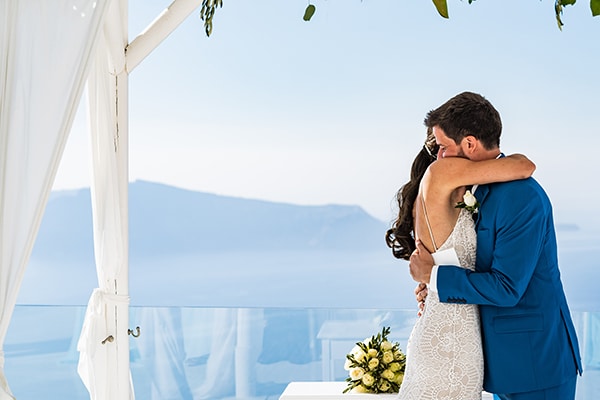 romantic-summer-wedding-most-breathtaking-view-Santorini-island_11