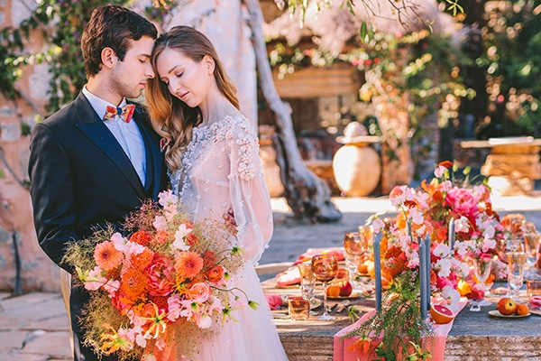 A colorful styled shoot in Mani with the most elegant details