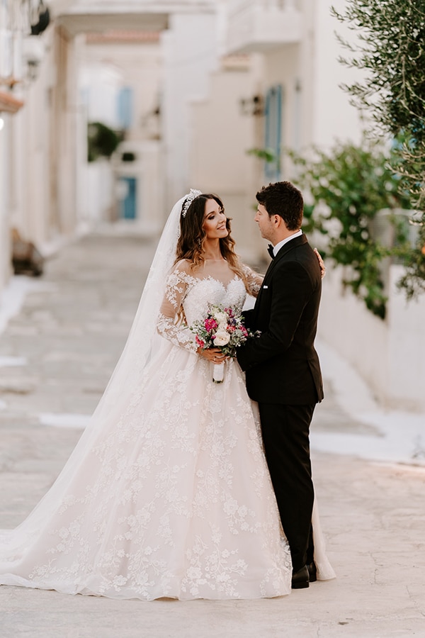 loveliest-wedding-andros-gorgeous-details_02y