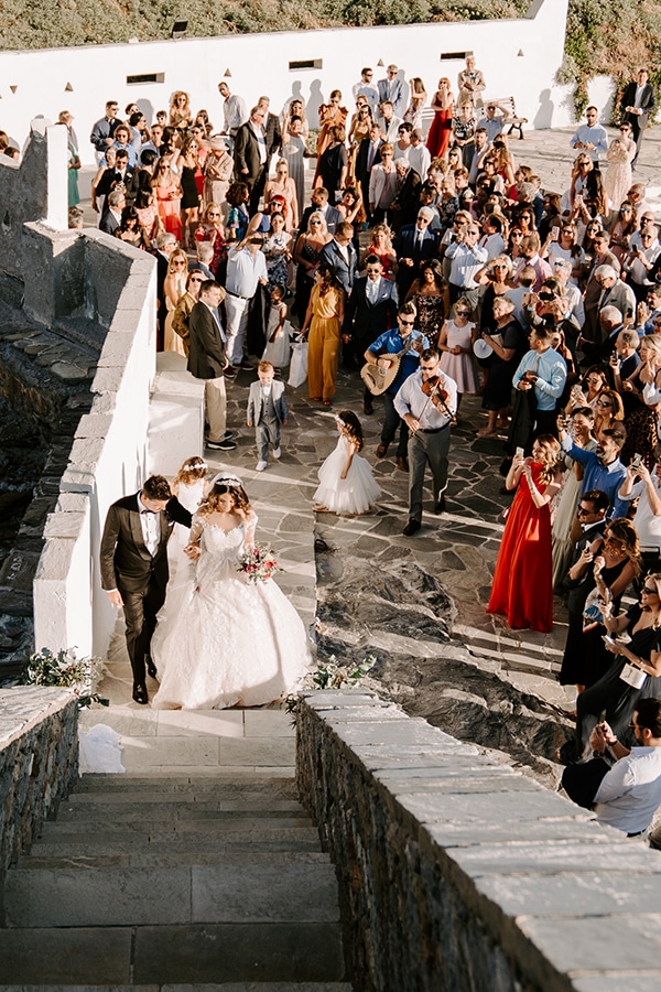 loveliest-wedding-andros-gorgeous-details_18