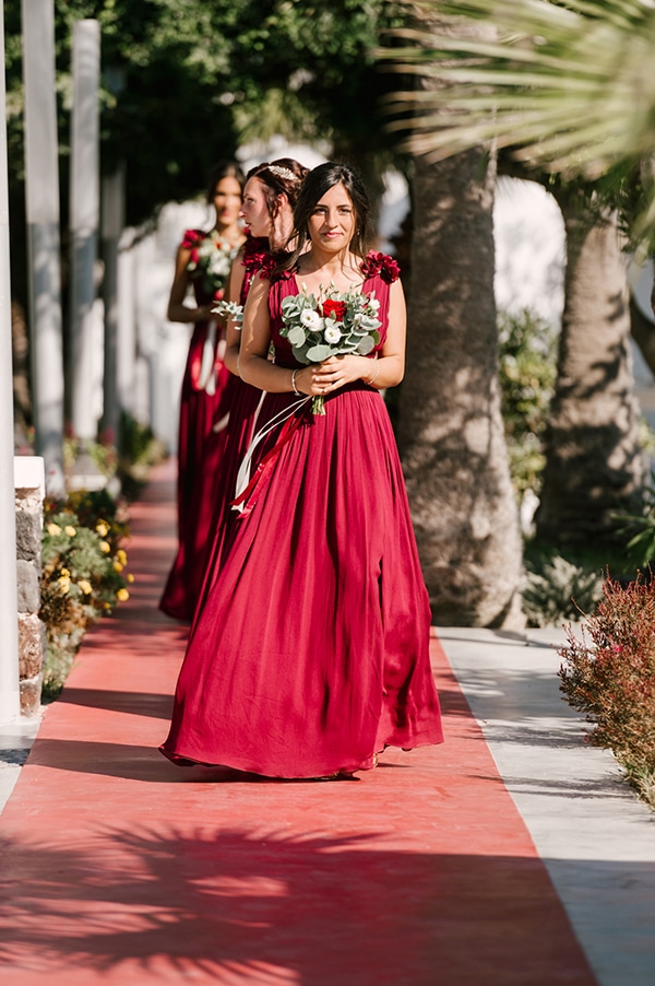inspiring-destination-wedding-santorini-most-amazing-details_23