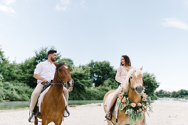 Dreamy Prewedding Shoot in Preveza with vintage style