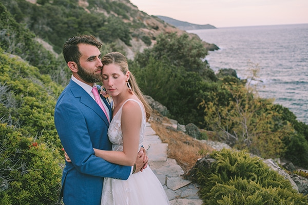 Dreamy destination wedding in Greece with vibrant pops of bougainvillea blossoms │ Nikki & Craig