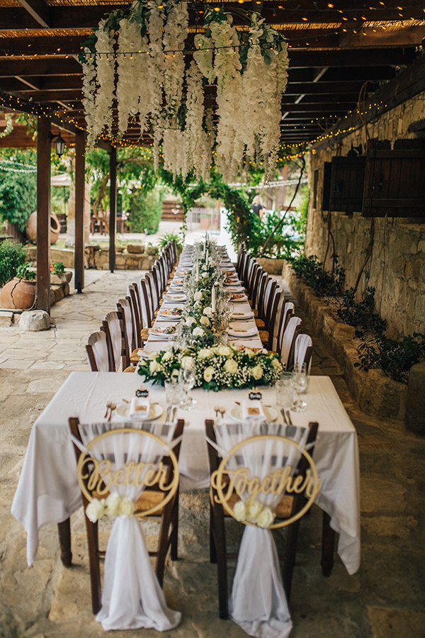 fairytale-garden-wedding-with-whimsical-blooms_35