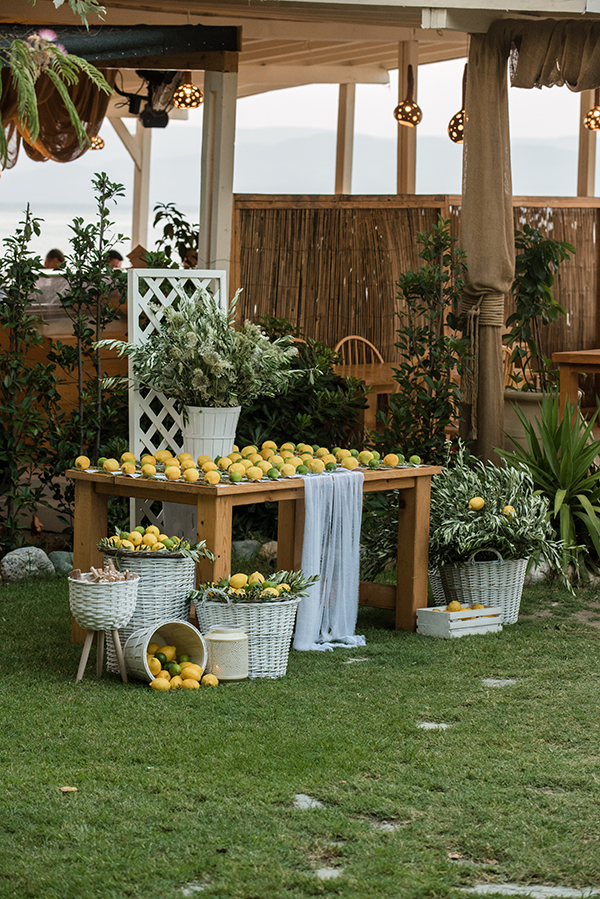 pretty-citrus-garden-style-wedding-rustic-flair_11
