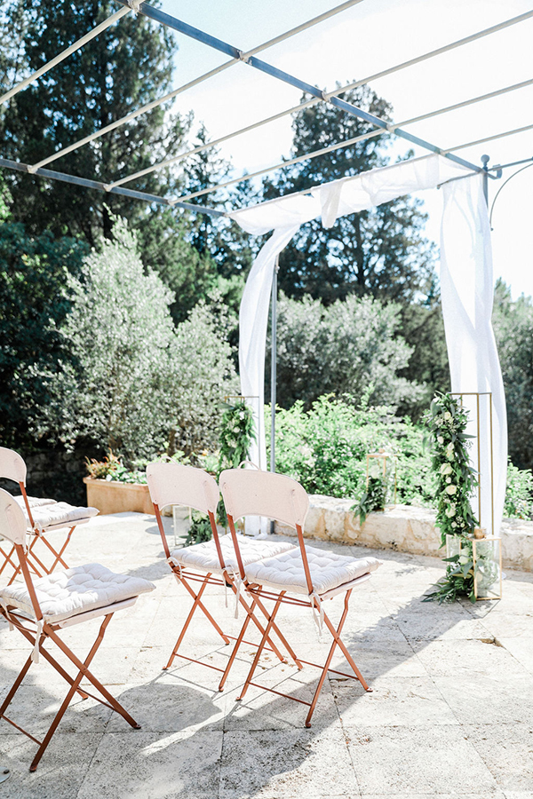 stylish-olive-grove-wedding-inspiration-pops-marsala_04x
