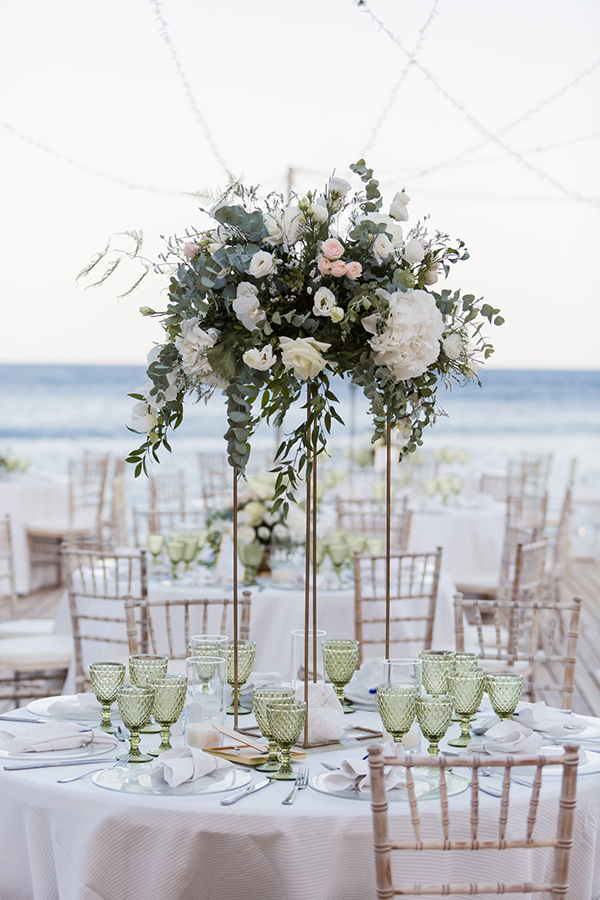 destination-summer-wedding-sifnos-island-gorgeous-white-flowers_50