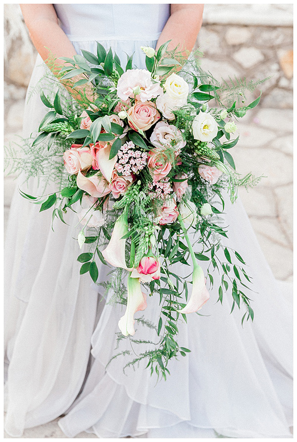 boho-chic-wedding-meganisi-filled-stunning-florals_04x