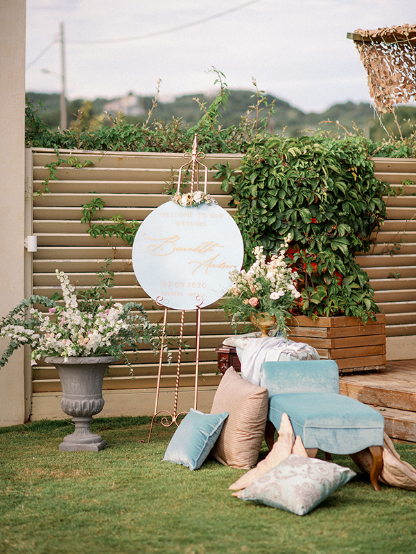 dreamy-romantic-styled-shoot--luxurious-details_10x