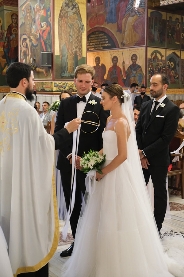 utterly-romantic-wedding-thessaloniki-white-tones_21