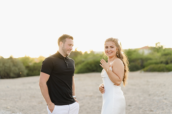 romantic-wedding-proposal-by-the-sea_04