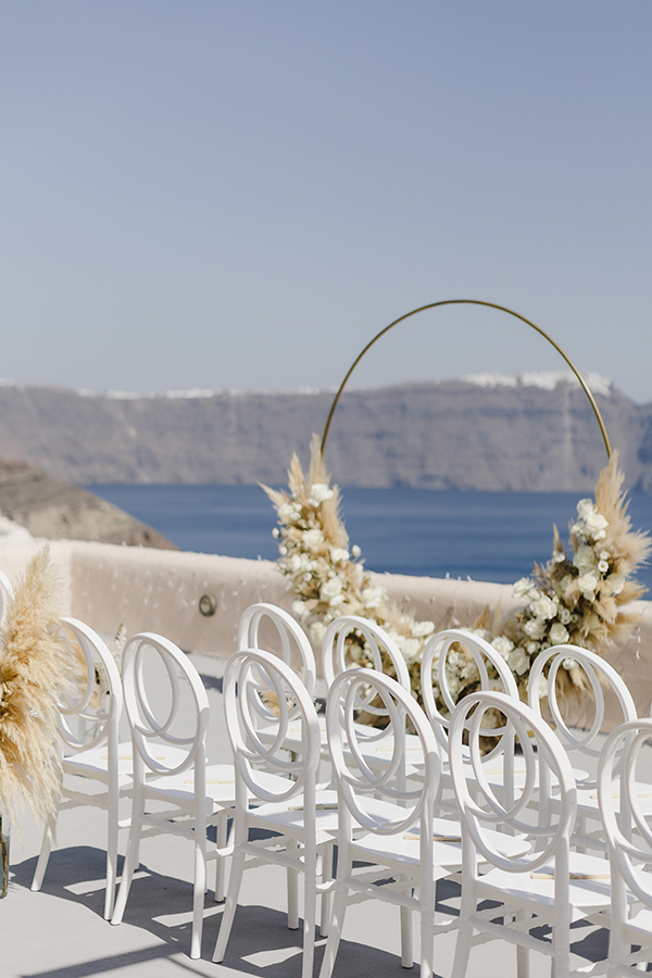 chic-wedding-santorini-dried-florals-earthy-tones_10