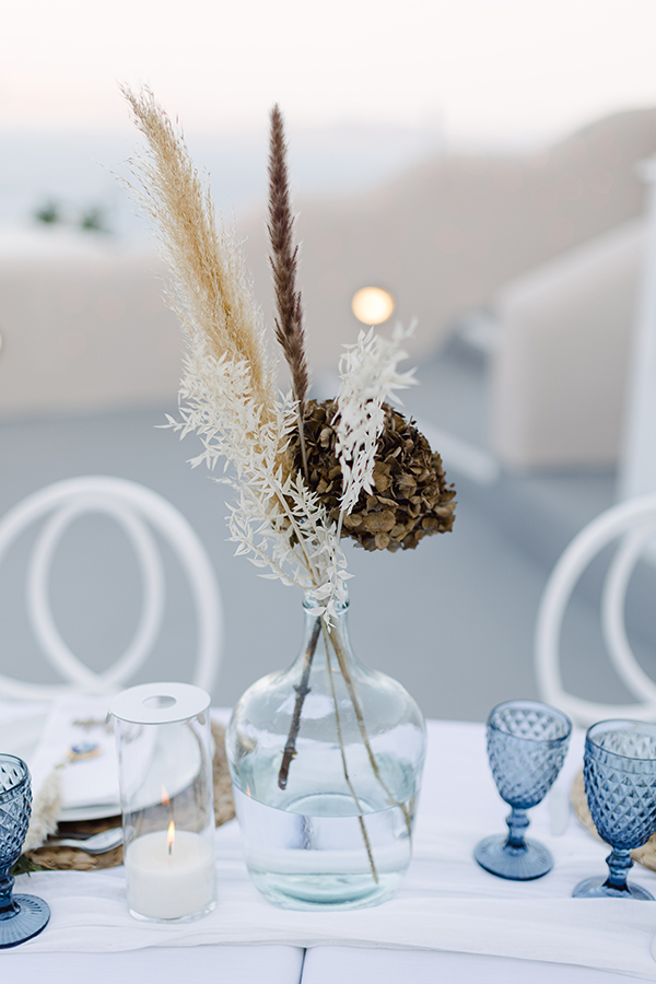 chic-wedding-santorini-dried-florals-earthy-tones_16