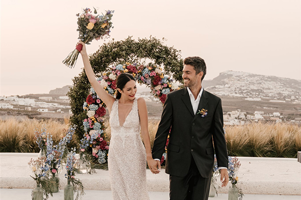 Colorful and ultra romantic styled shoot in Santorini
