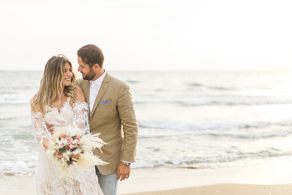 Bohemian chic summer wedding in Greece with pampas grass and coral roses │ Mando & George
