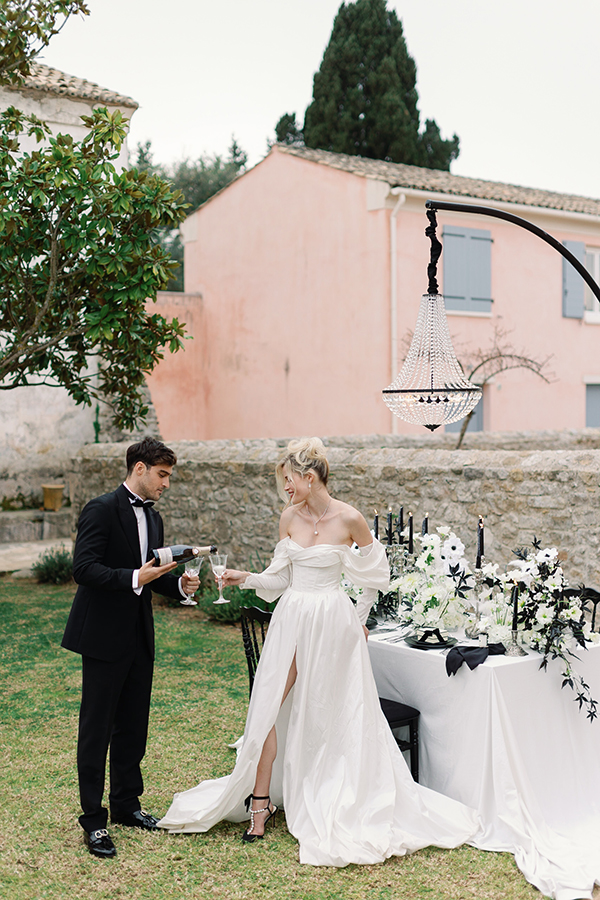 black-white-wedding-inspiration-courti-estate-gorgeous-details_43