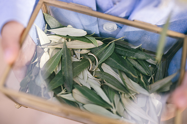 romantic-chic-wedding-wine-museum-athens-olive-leaves-white-florals_13