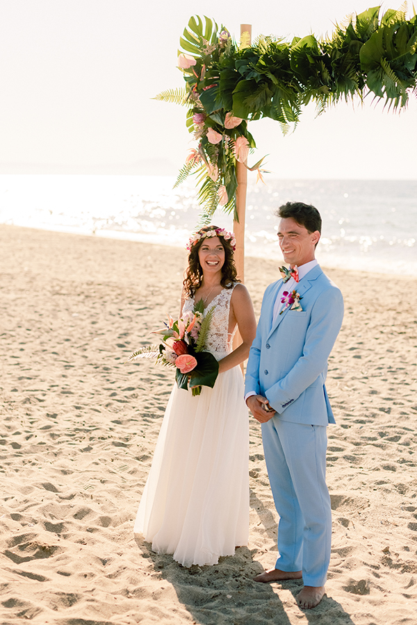 intimate-beach-wedding-crete-tropical-vibes_25