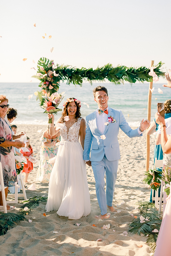 intimate-beach-wedding-crete-tropical-vibes_27