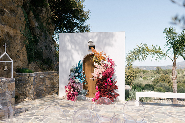 ombre-wedding-inspiration-crete-impressive-florals-vivid-shades_09