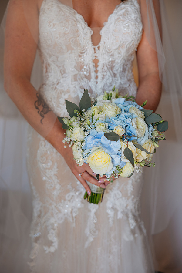 spring-wedding-paphos-gorgeous-shades-blue_17