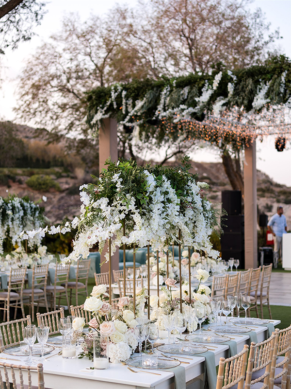 a-dreamy-summer-wedding-athens-gorgeous-florals-elegant-details_32