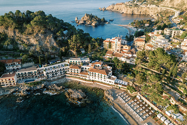 Celebrate your special day at the stunning Villa Sant Andrea A Belmond Hotel in Sicily