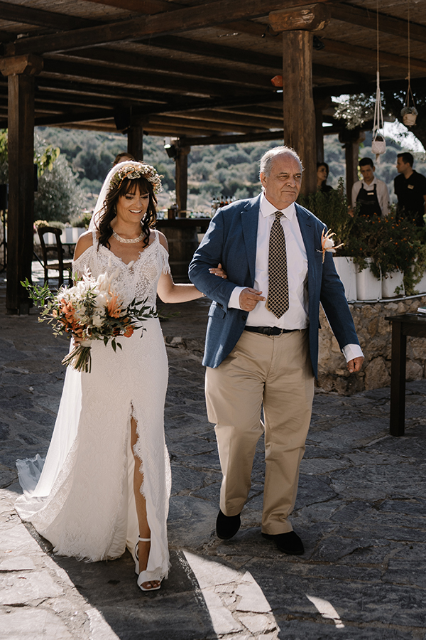 boho-fall-wedding-crete-lovely-pampas-grass-rustic-details_16