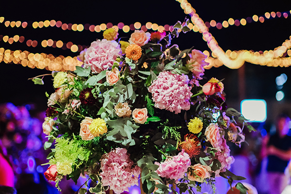 modern-fall-wedding-thessaloniki-colorful-flowers_16x